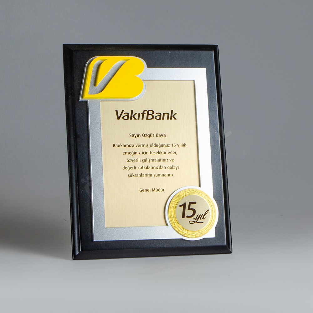 Ahşap Plaketler